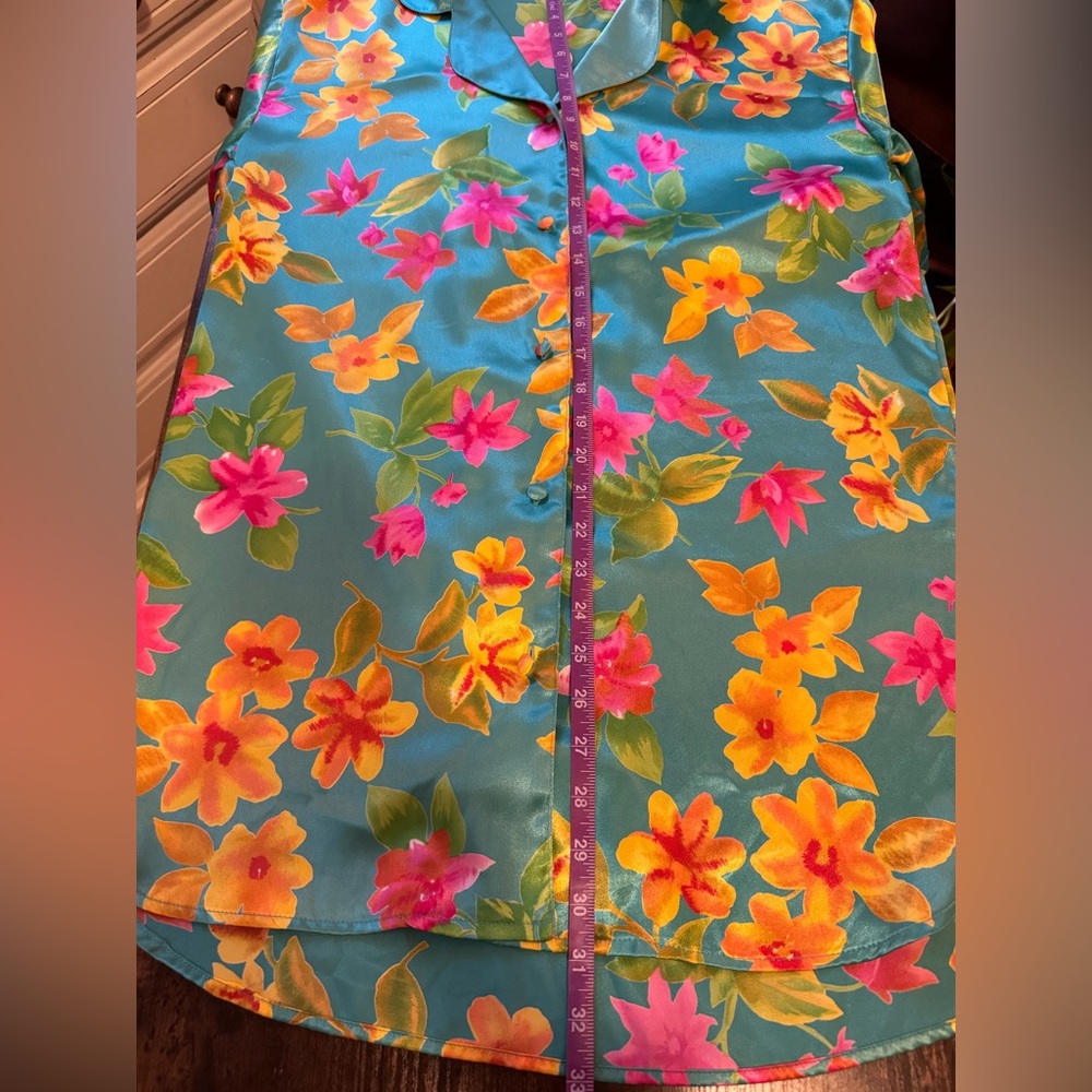 Victoria’s Secret Teal Hawaiian Vintage 90s Satin Pajamas Size P (XS) - Picture 11 of 13